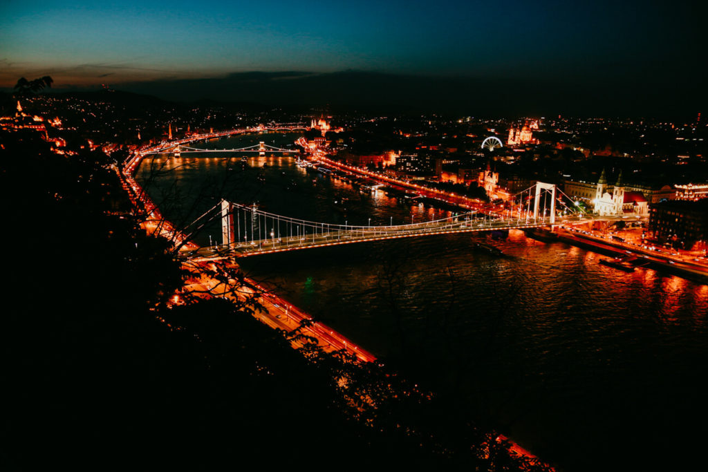 widok na Budapeszt nocą